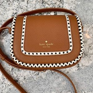 💛Kate Spade Brown Crossbody, So Cute & Versatile!